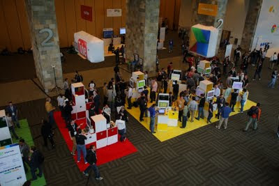 Google I/O 2011 の様子を示す画像。