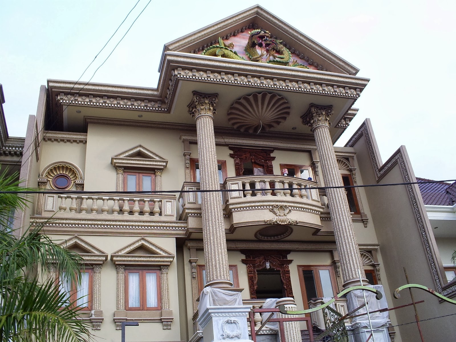 Renovasi Rumah Benangan Klasik