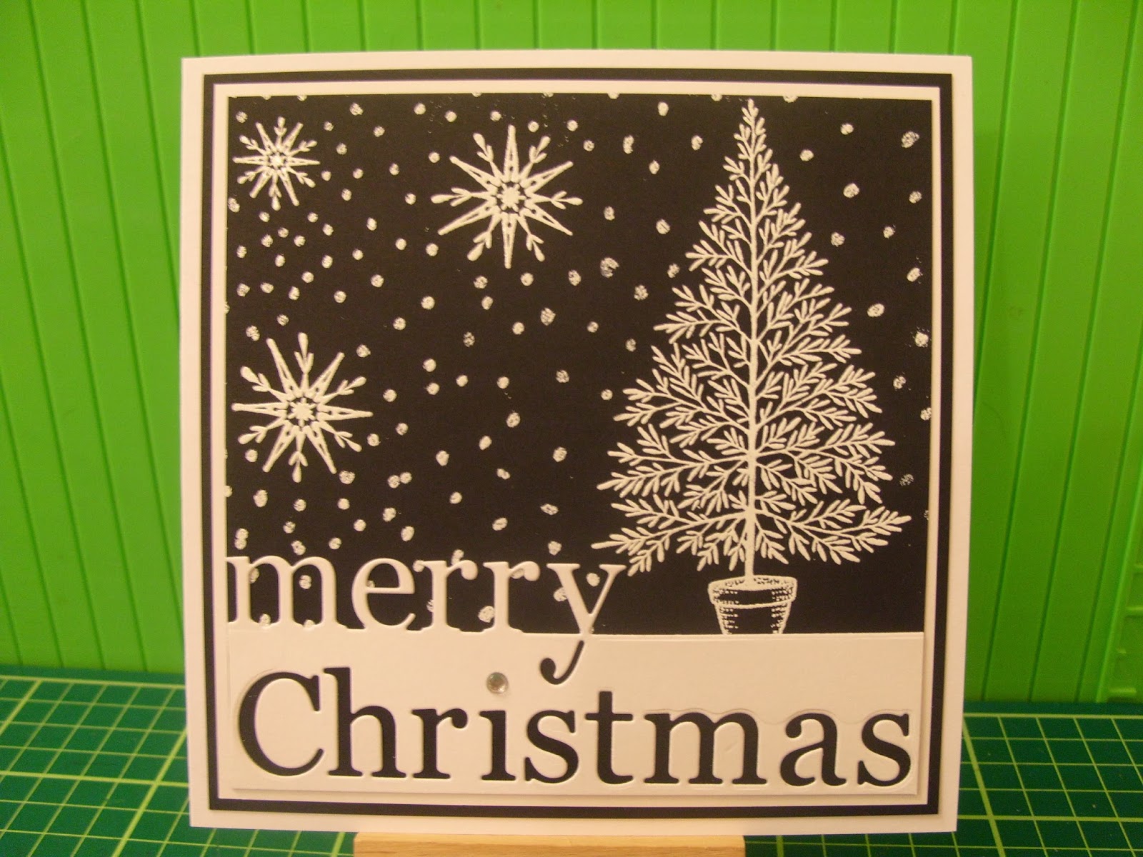 Lizzies craft space Memory box christmas card