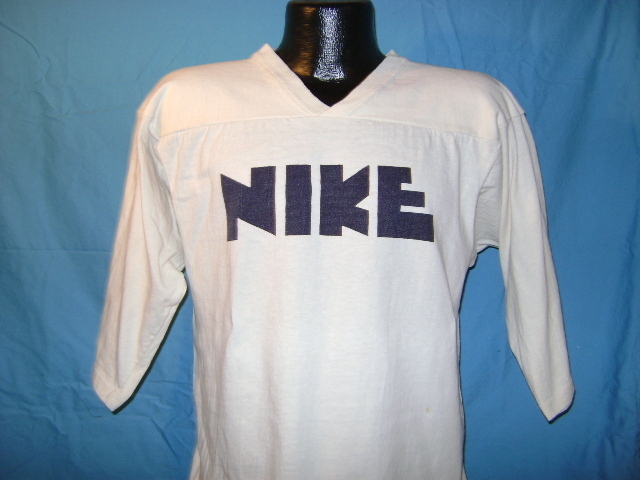 vintage nike logo t shirt