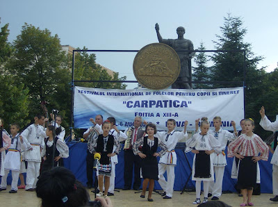 Porturi populare purtate de copii din zona Certeju de Sus - judetul Hunedoara, Romania Porturi populare purtate de copii din zona Certeju de Sus - judetul Hunedoara, Romania