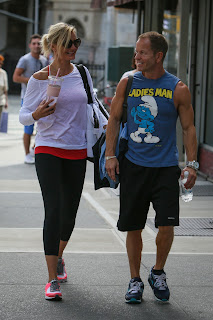 Cameron Diaz with her trainer in a Smurfs t-shirt