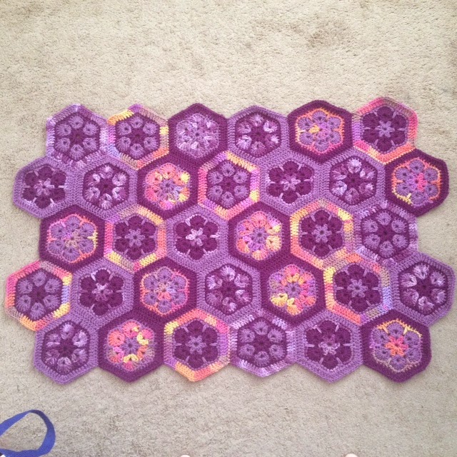 Bizzy Crochet African Flower Afghan