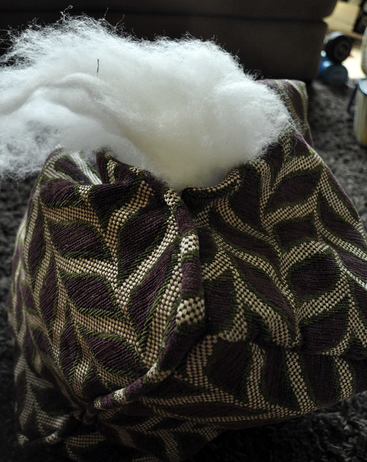 artisan des arts DIY West Elm style Pouf