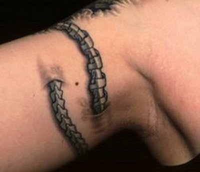 3D SIMPLE BUT COOL TATTOO