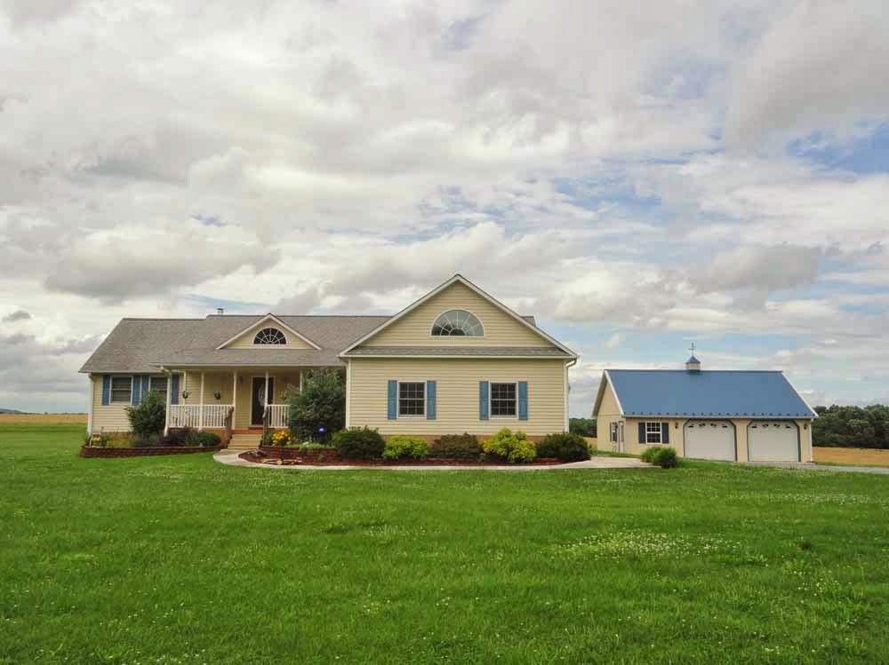 Pams Real Estate Ponderings New Price on 2.4+ Acres and a Pool