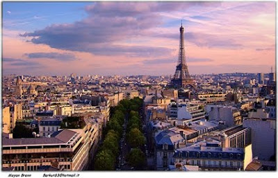 sunset in Paris by Moyan Brenn