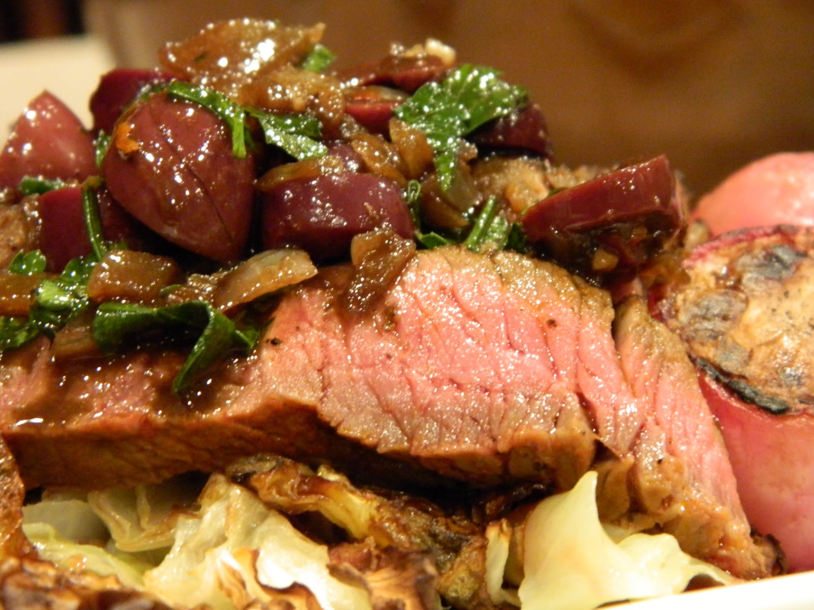 Primal Bites Spanish Sirloin with Kalamata Balsamic Sauce, Roasted