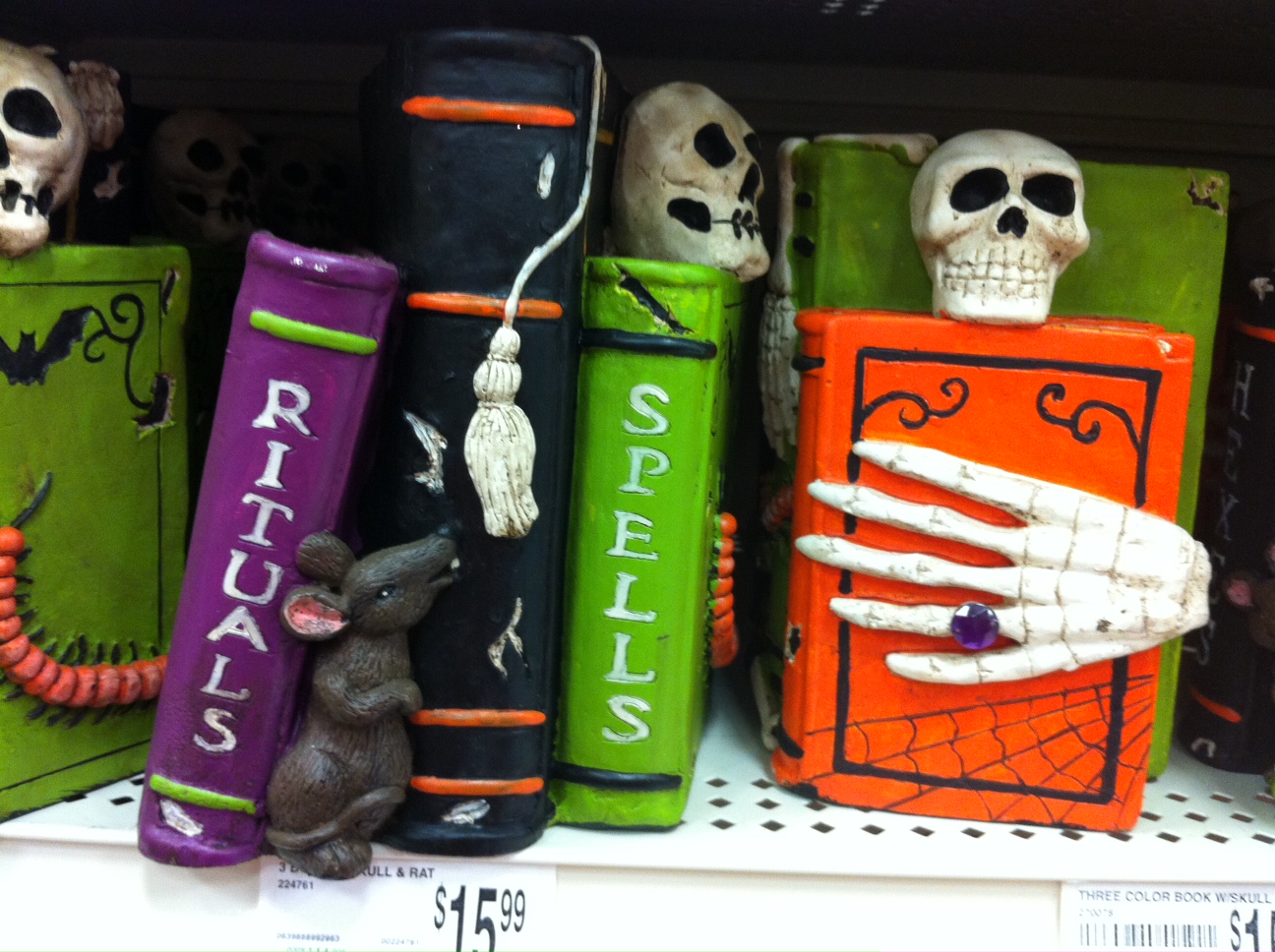 Vintage Halloween Collector 2013 Halloween at Michaels 3