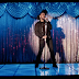 The Weeknd tá pegando fogo (literalmente) no clipe destruidor de 'Can't Feel My Face'!