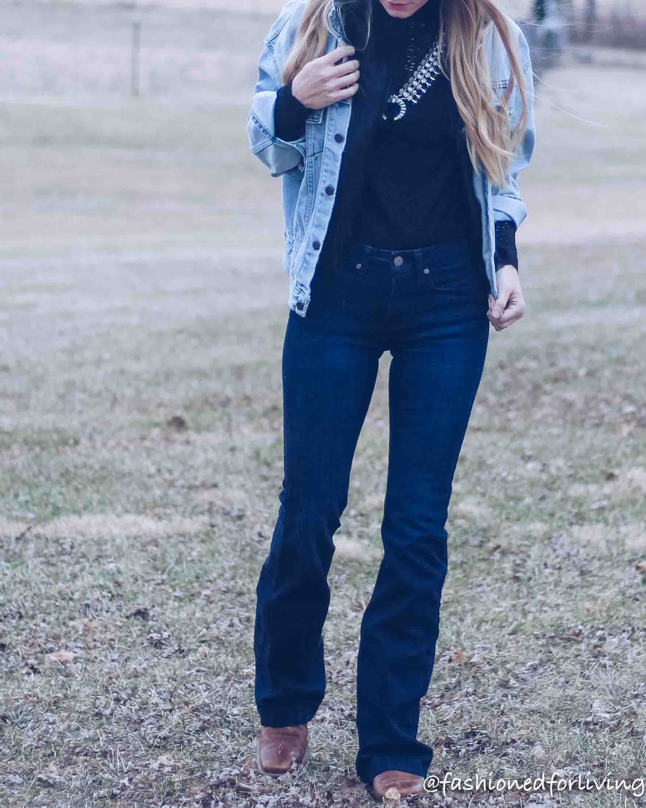 cowgirl boots and jeans outfits