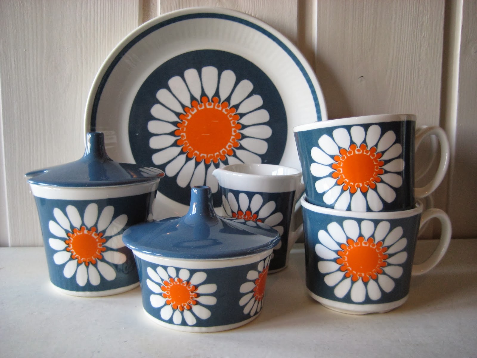 Retro Scandinavian Daisy; Turidesign fra Figgjo Flint