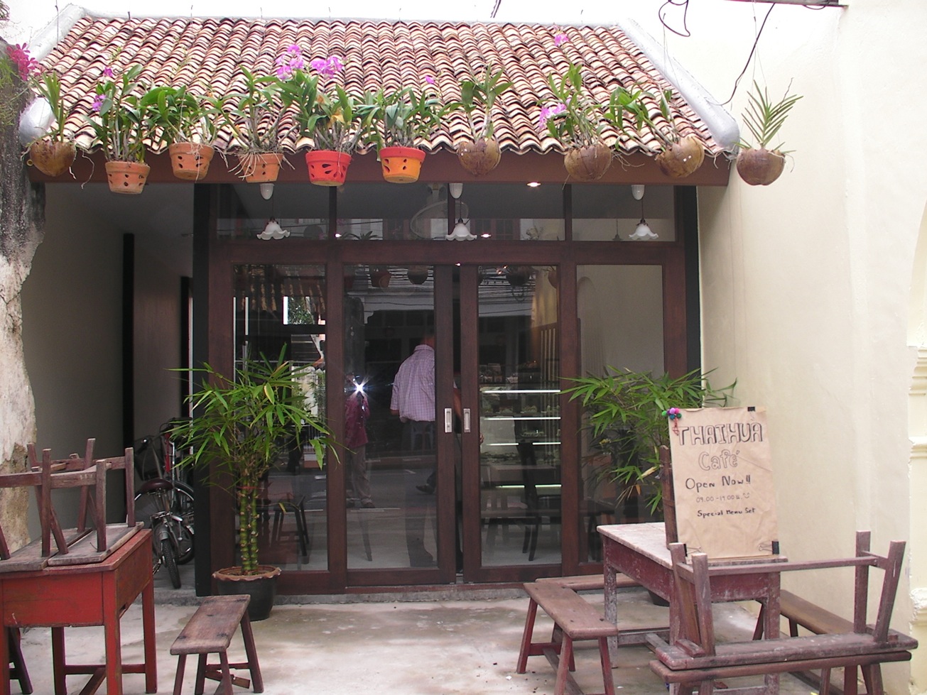 tim in phuket restaurants (+ coffee shops) Thai Hua Coffee Shop