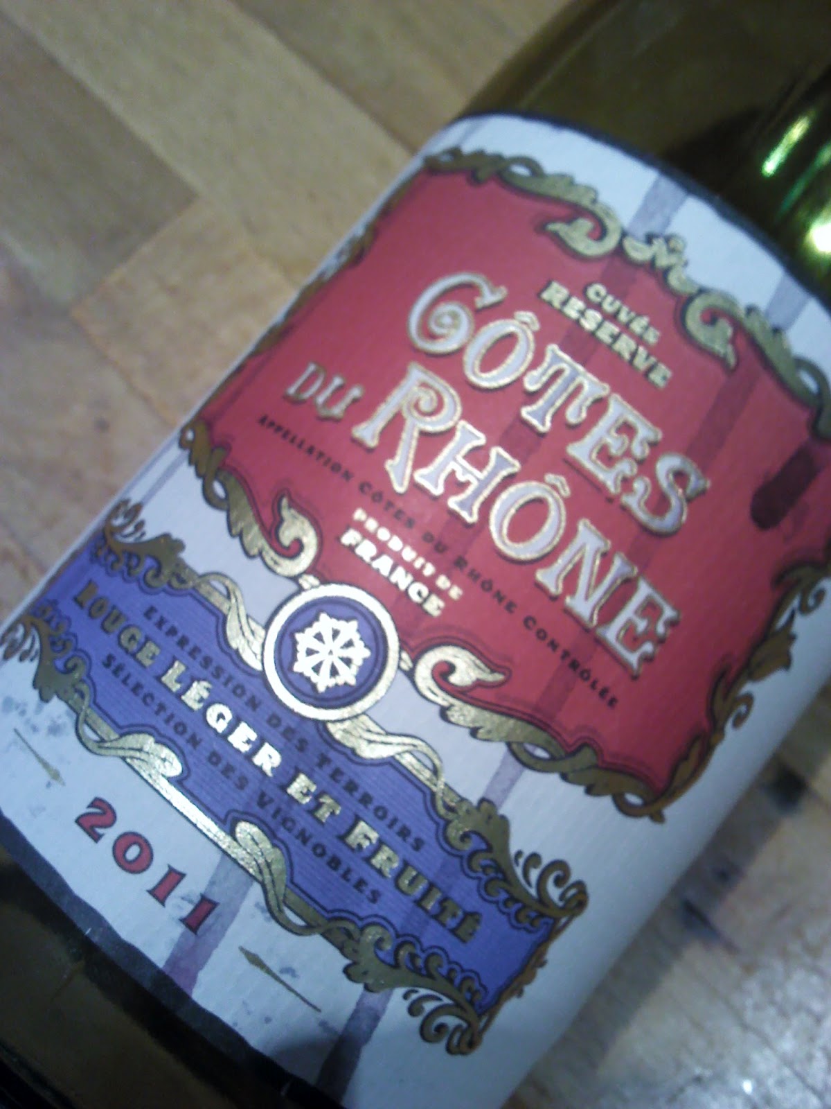 simon says A bargain cheap red wine Aldi Côtes du Rhône 2011 at £3.65