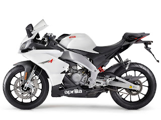 Click to view large (1600 x 1200 pixels) Gambar Motor Aprilia 2012 RS4 50 picture-3