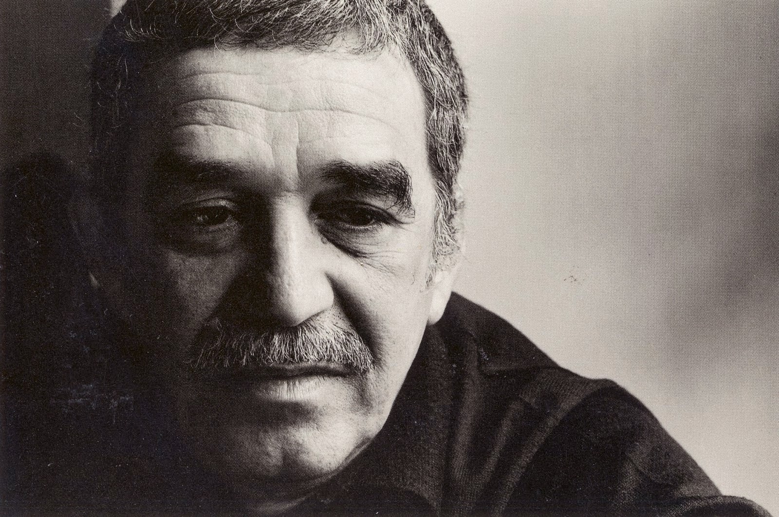 GABRIEL GARCIA MARQUEZ SIGNED 1st EDITION EL AMOR EN LOS TIEMPOS DEL COLERA GABRIEL GARCIA MARQUEZ SIGNED 1st EDITION EL AMOR EN LOS TIEMPOS DEL COLERA