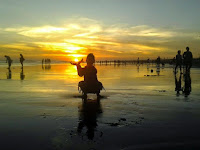 Rasakan Pengalaman Spiritual yang Berbeda di Pantai Parang Kusumo Rasakan Pengalaman Spiritual yang Berbeda di Pantai Parang Kusumo