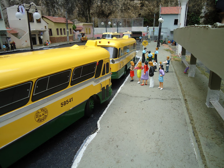 Miniaturas do ônibus Cermava 1ª parte