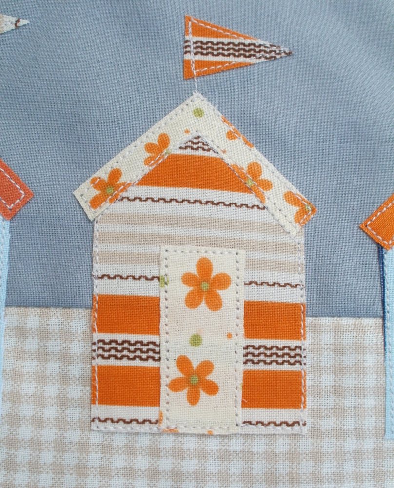 Amy Made That!by eamylove Beach Huts Mug Rug