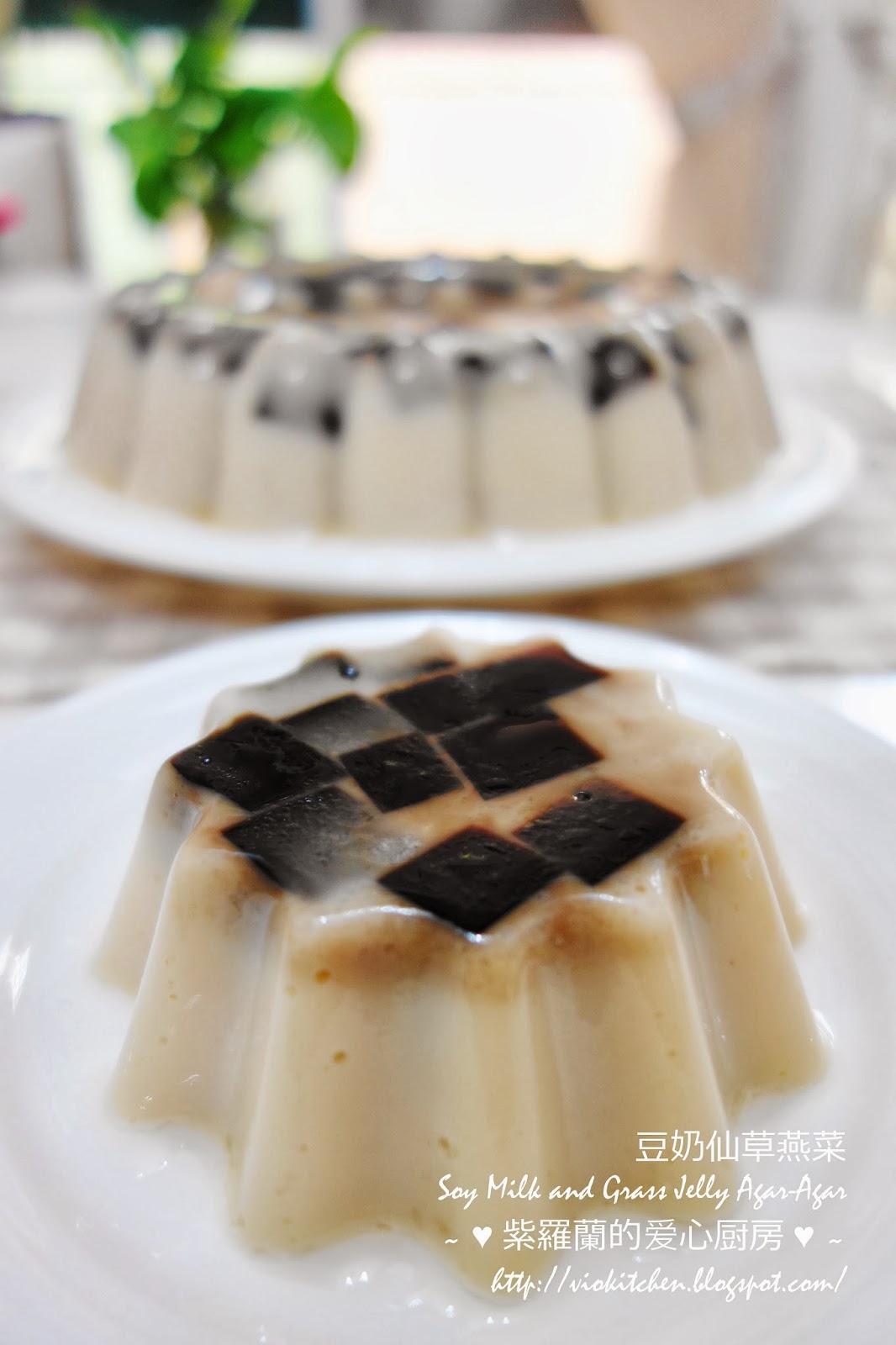 Violet's Kitchen ♥紫羅蘭的爱心厨房♥ 豆奶仙草燕菜 Soy Milk and Grass Jelly AgarAgar