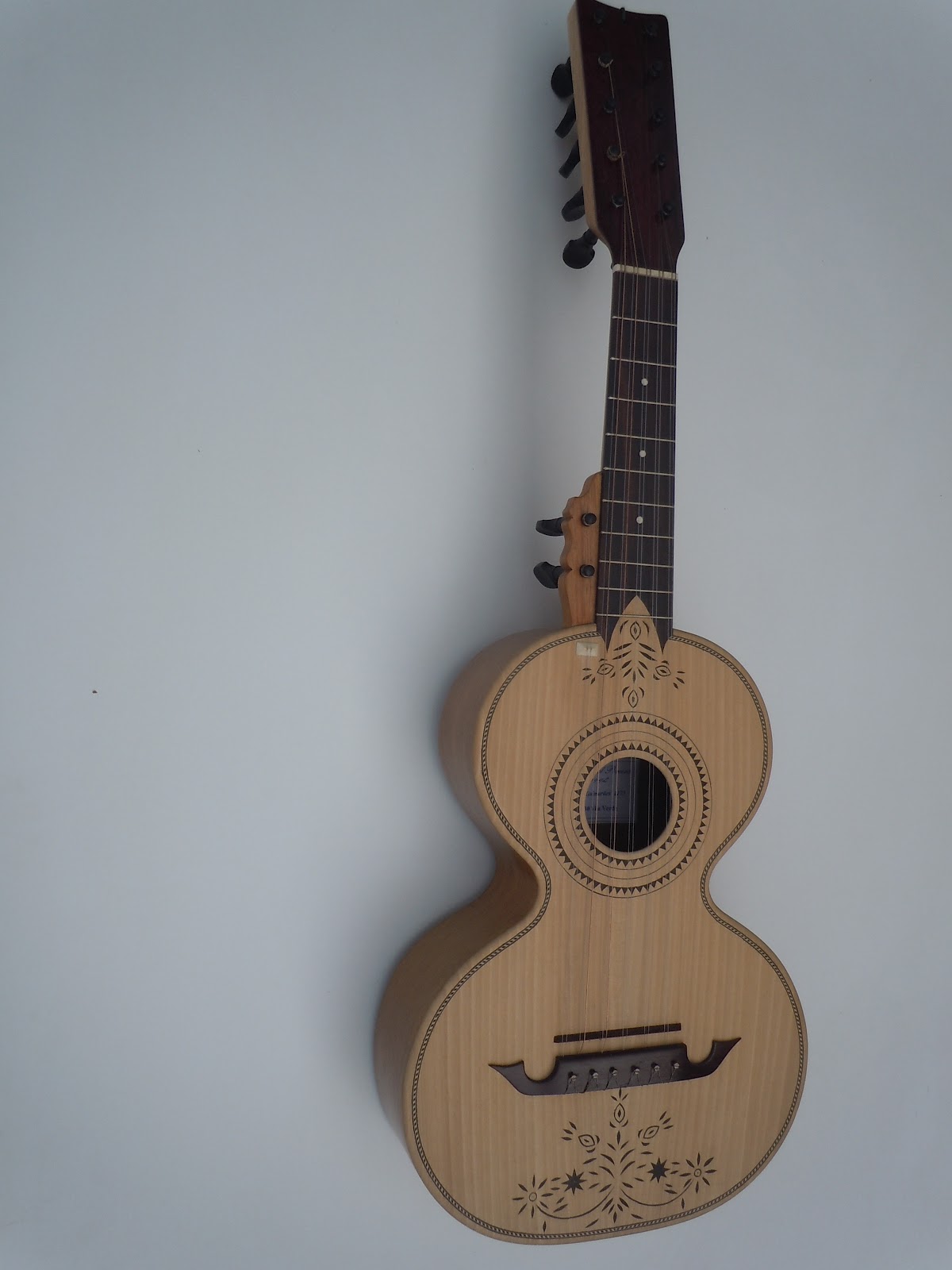 Nuno Russel Instrumentos Musicais Violas Portuguesas