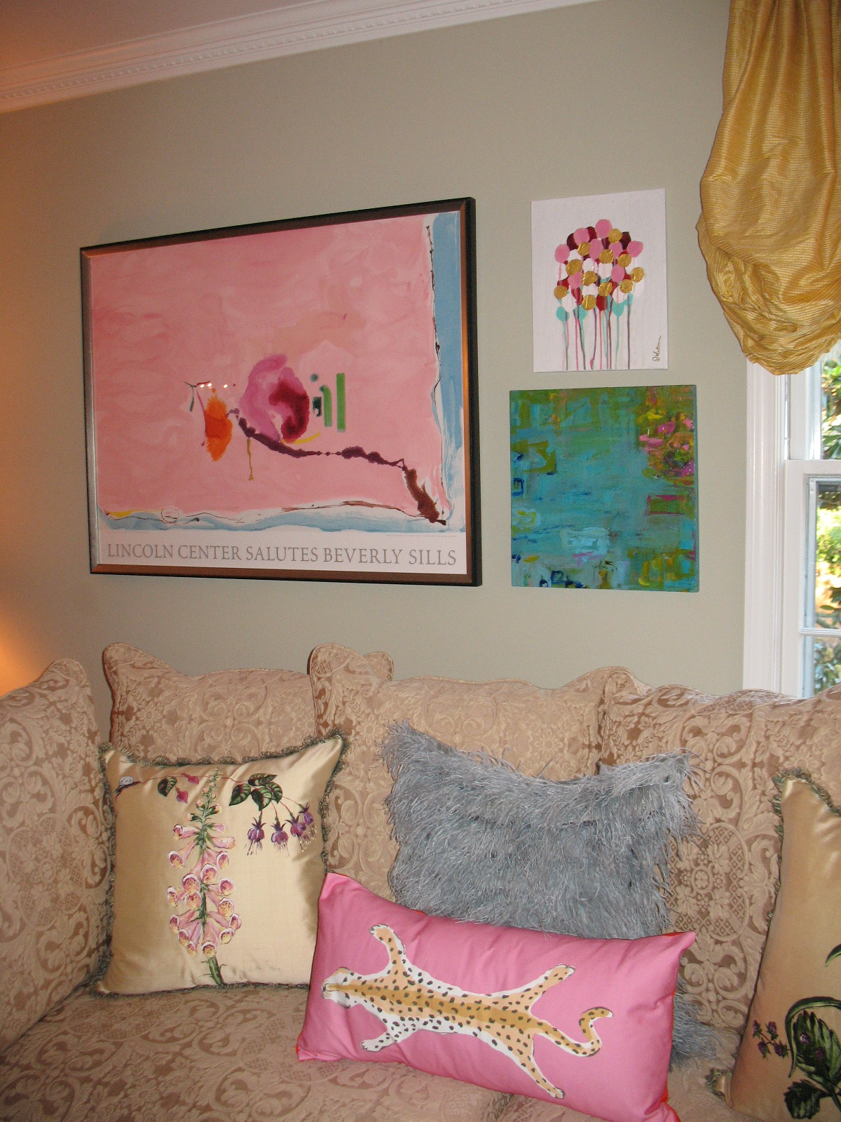 Chinoiserie Chic: Modern Art in My Living Room