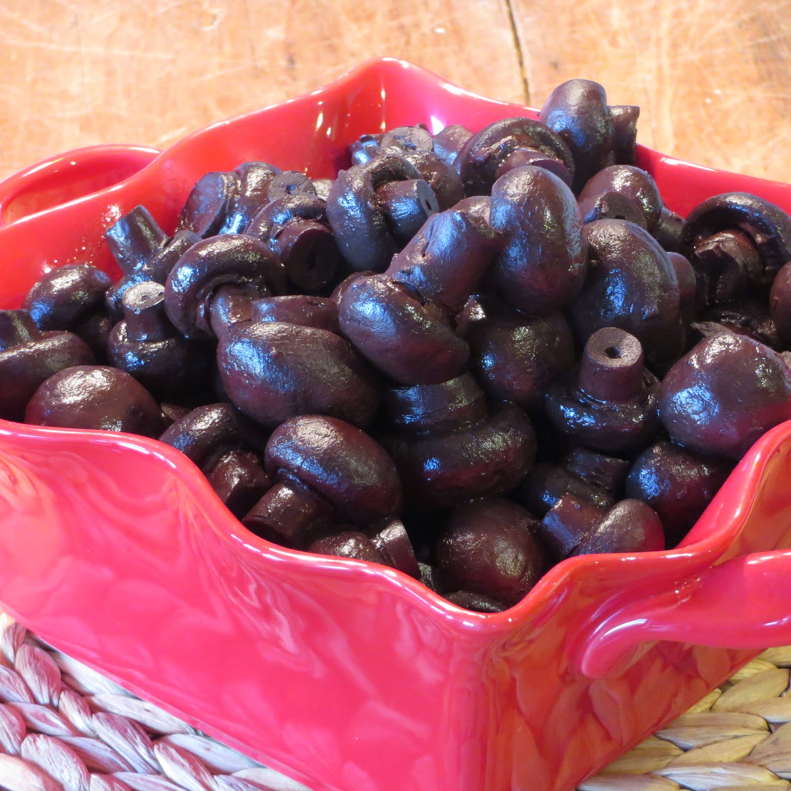 Tracy's Living Cookbook Burgundy Mushrooms (a 9 hour recipe)