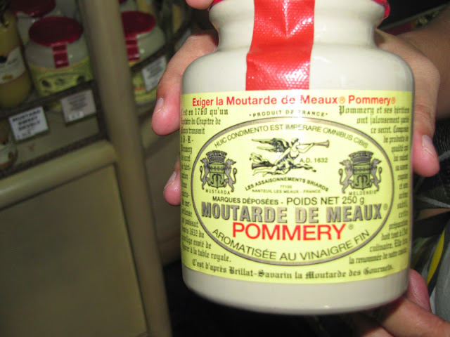 The Best Mustard in the World #FTWblog, food trips, road trip, FTWblog, zhequia.blogspot.com, moutarde de meaux pommery