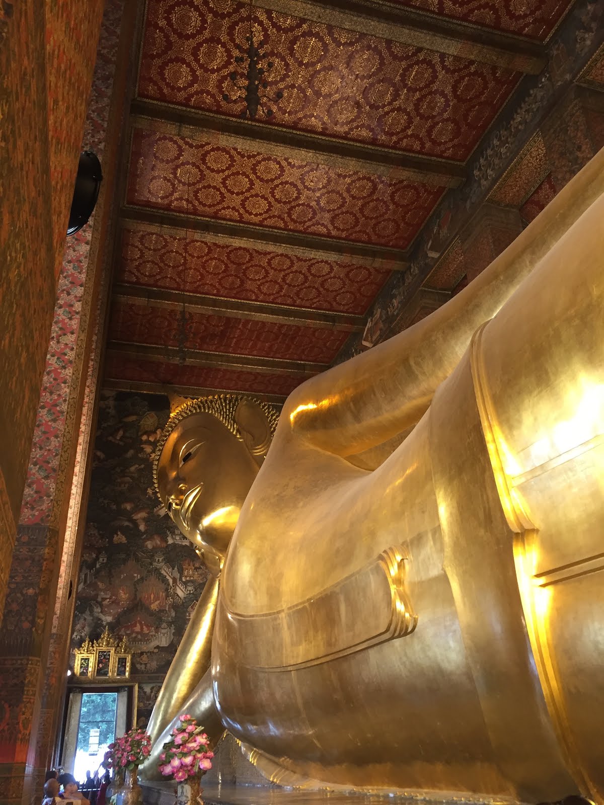 Reclining Buddha at Wat Pho in Bangkok, Thailand 