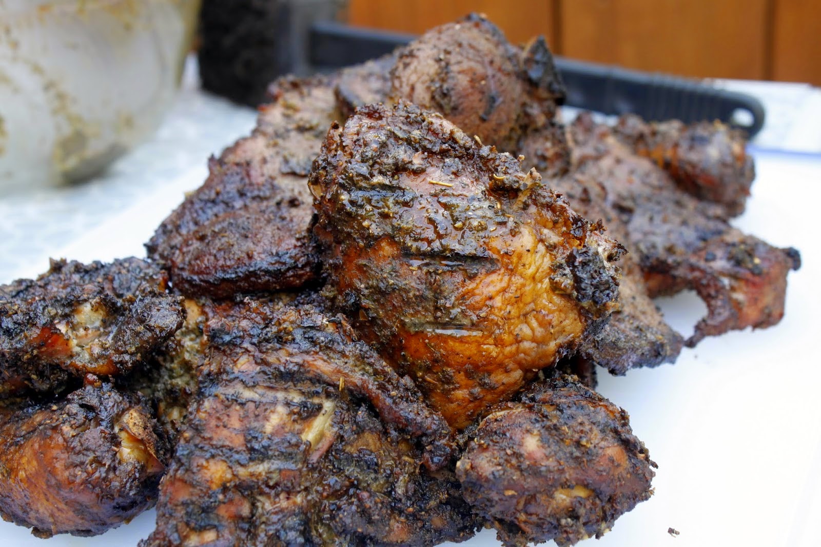 Fieggentrio Barbecue in Jamaica Rukvlees.