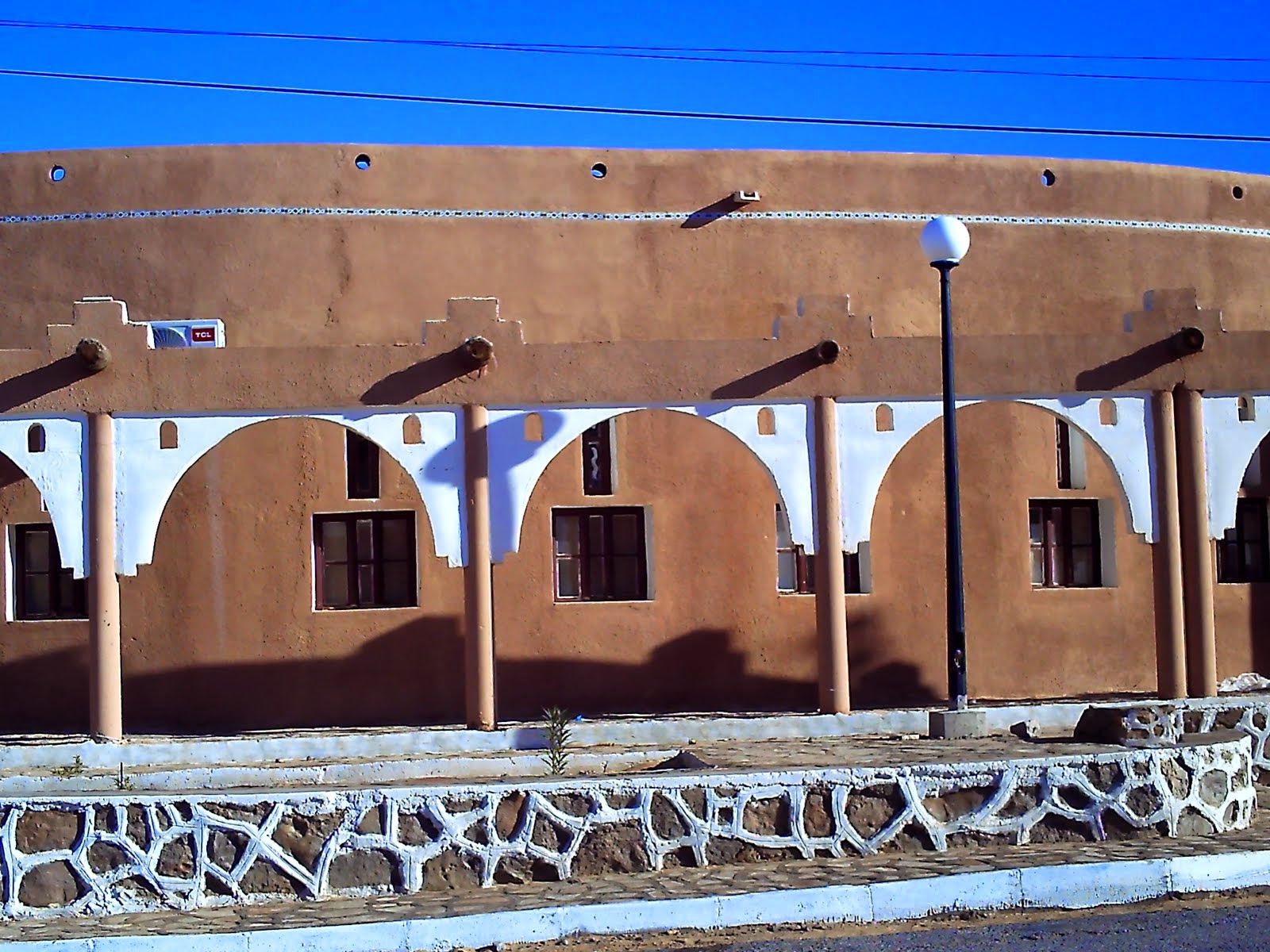 بناية وطراز معماري  صحراوي
