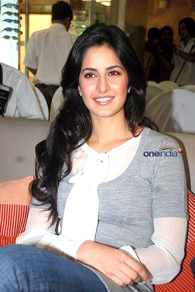 Related Post:Katrina Kaif wallpaper katrina kaif. Related Post:Katrina Kaif