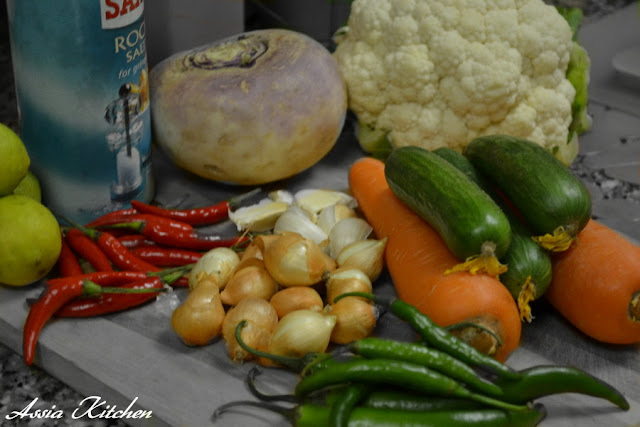 مخلل الخضروات ( الطرشي ) Pickled+veggies2