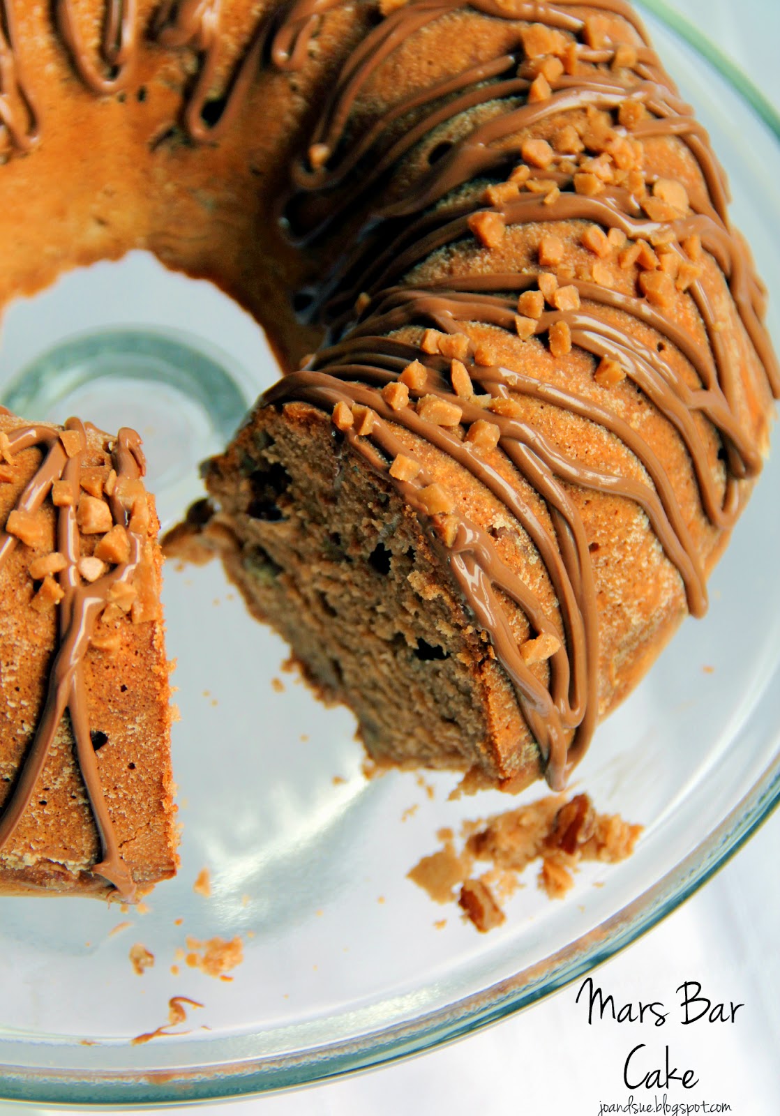 Jo and Sue Mars Bar Cake