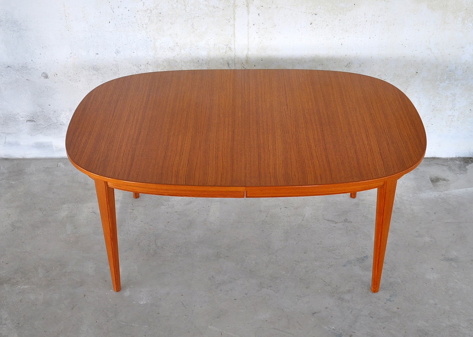 Danish Modern Dining Table and Chairs Danish_Modern_Teak_Dining_Table_2.