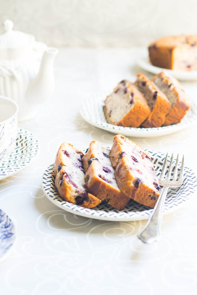 Mix and Stir Eggless Blueberry Yogurt Cake