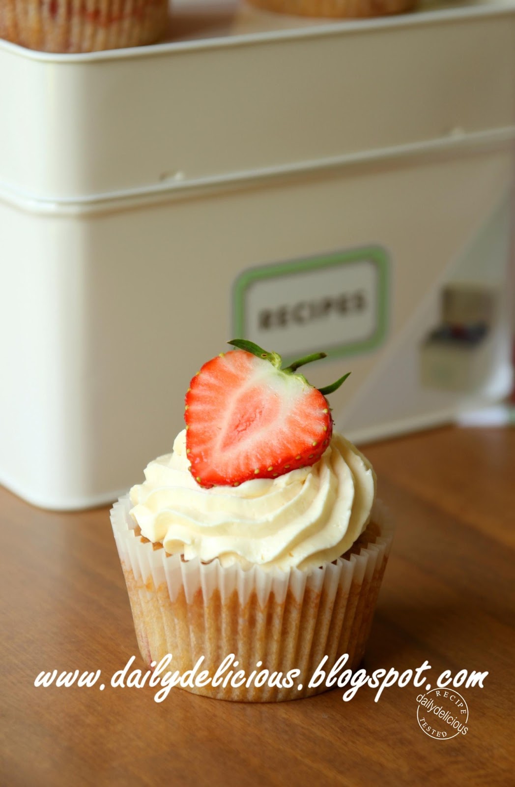 dailydelicious thai My Mission of the day Strawberry cupcakes