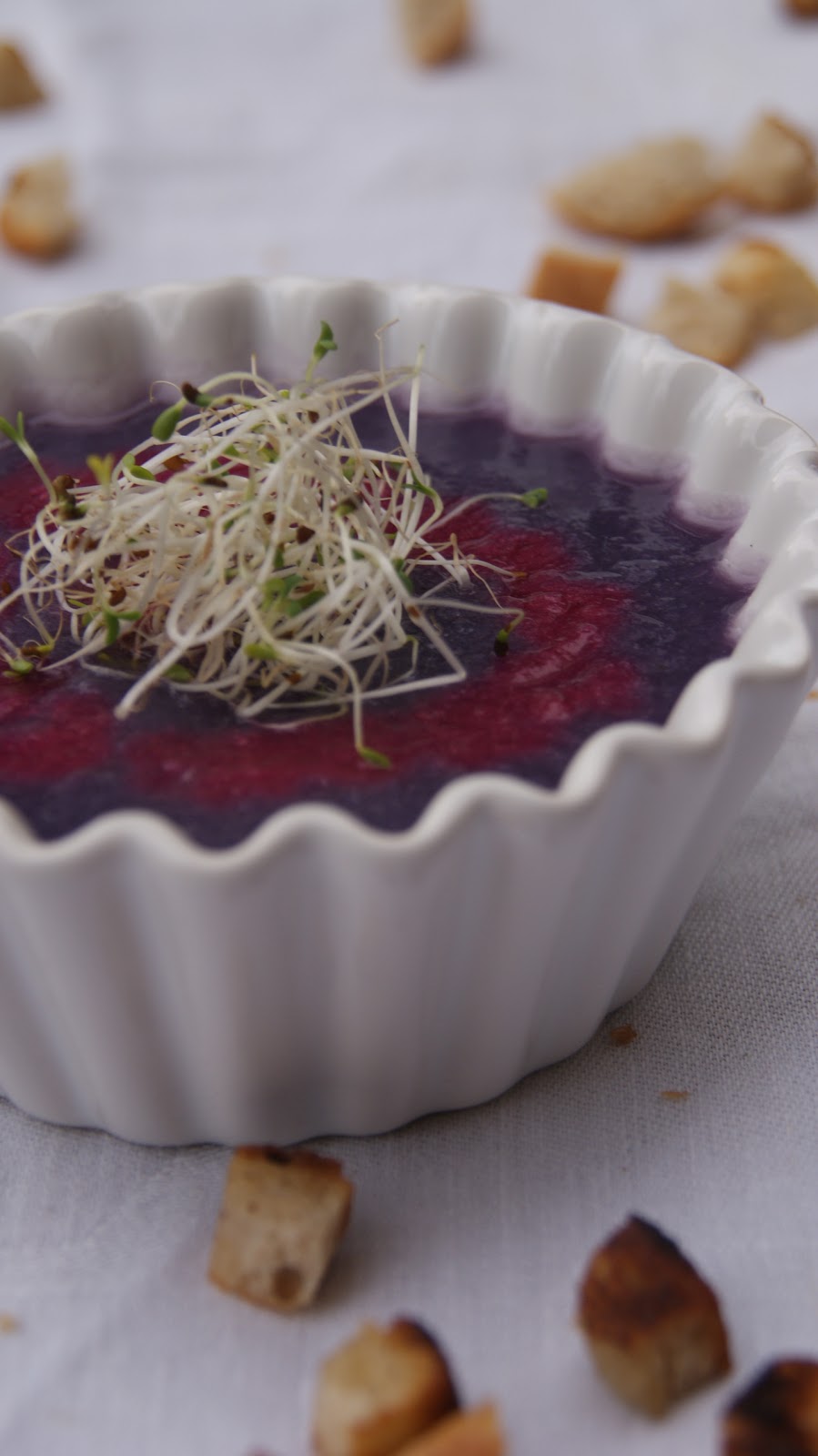 w sezonie... zupa krem z czerwonej kapusty