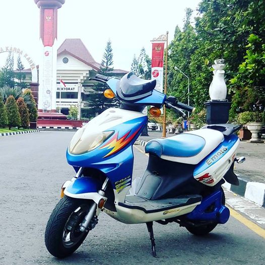 GALERI SEPEDA MOTOR LISTRIK