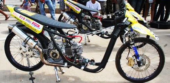 Foto dan Gambar Modifikasi Yamaha Mio Sporty Drag Race Foto dan Gambar Modifikasi Yamaha Mio Sporty Drag Race
