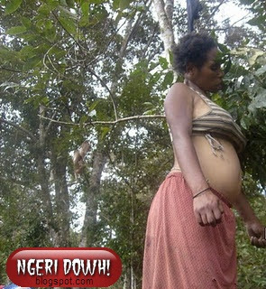 Wanita Mengandung Mati Tergantung