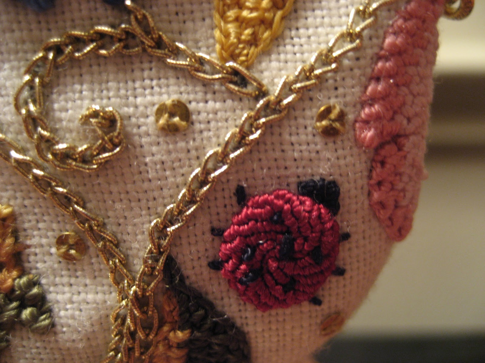 Baroque Embellishments Spiral Trellis Stitch Instructions