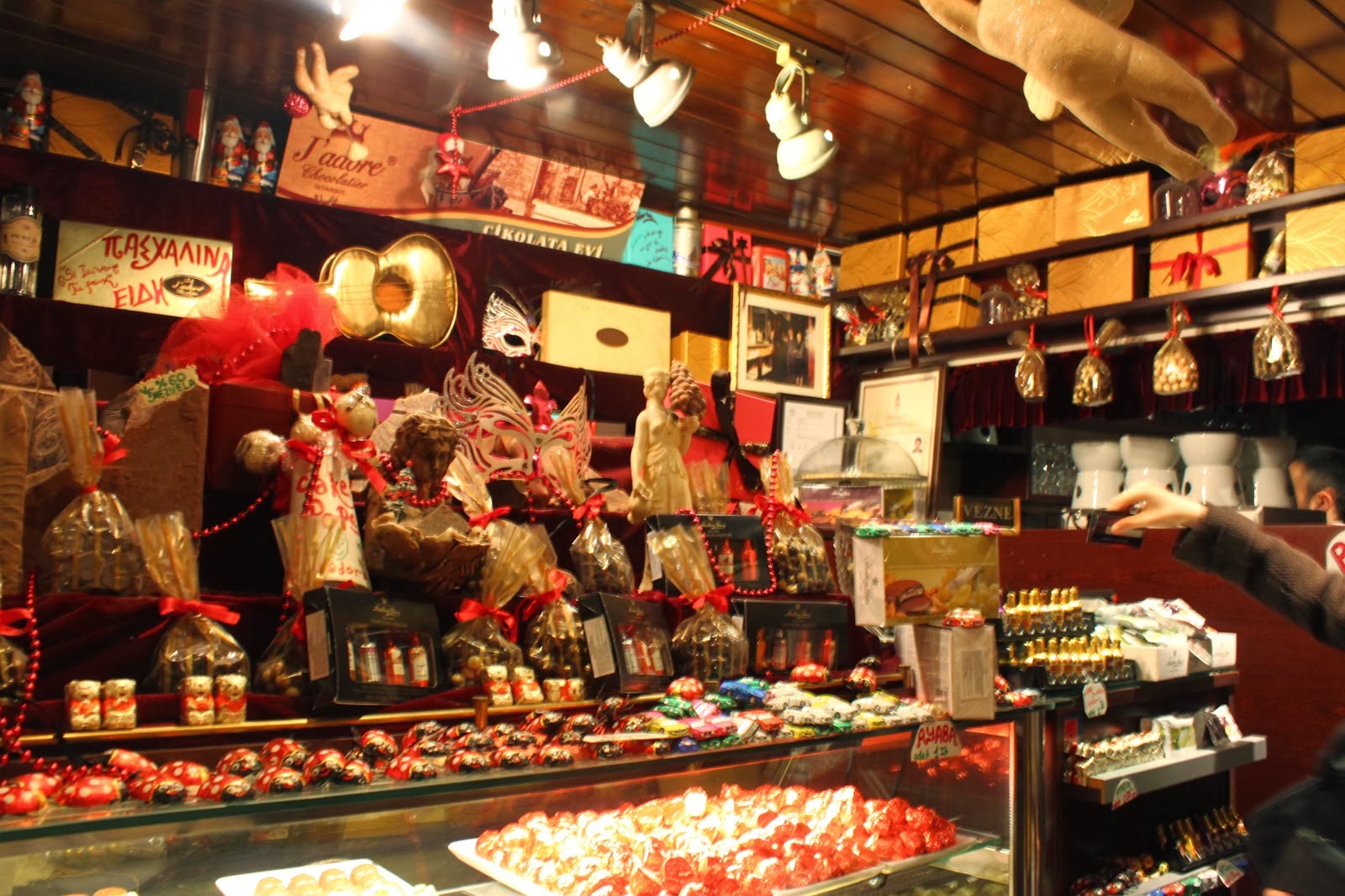 La Vie Est Belle J'adore Chocolatier &amp; Cafe Taksim
