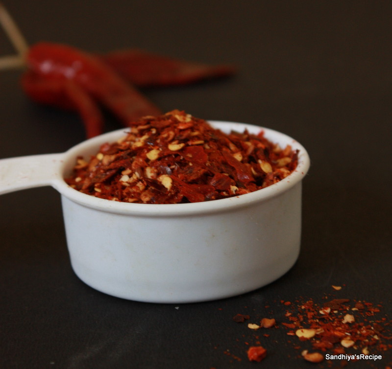 Sandhiya's Cookbook Red Pepper Flakes Chili Flakes Crushed Red Pepper