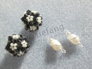 Remaking project pearl earrings with ornate beaded bead remaking_project_pearl_earrings_with_ornate_beaded_bead