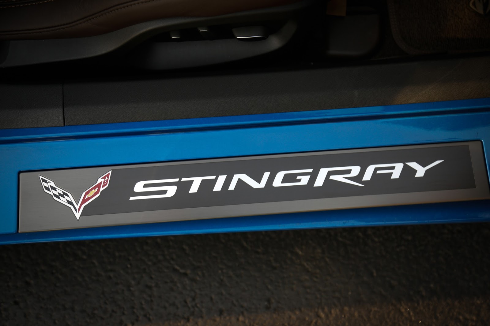 2013 - [Corvette] C7 Stingray et cabriolet - Page 12 2014+Corvette+Stingray+Premiere+Edition+3