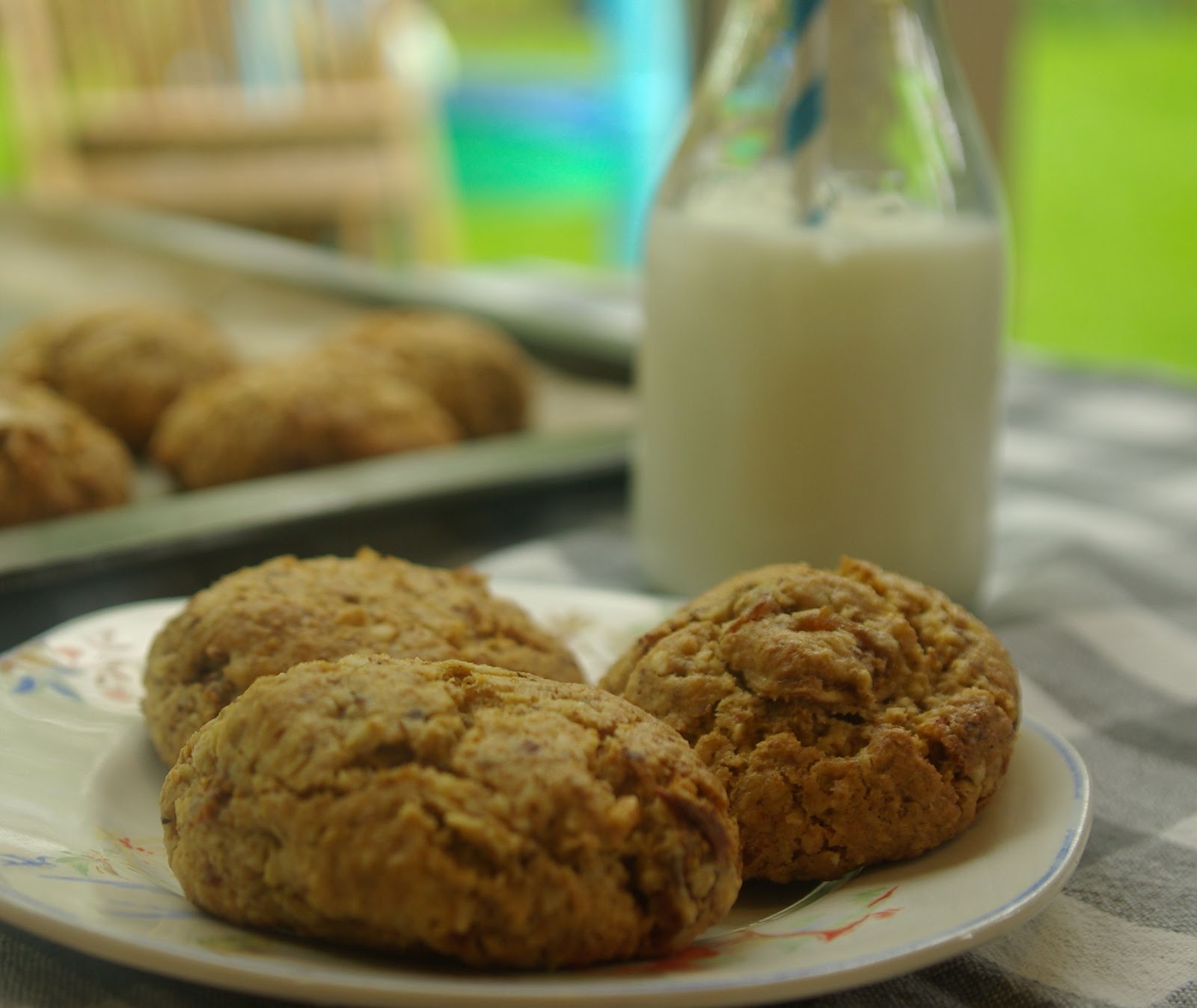 Healthy oat, almond and fig cookies Mrs Rachel Brady