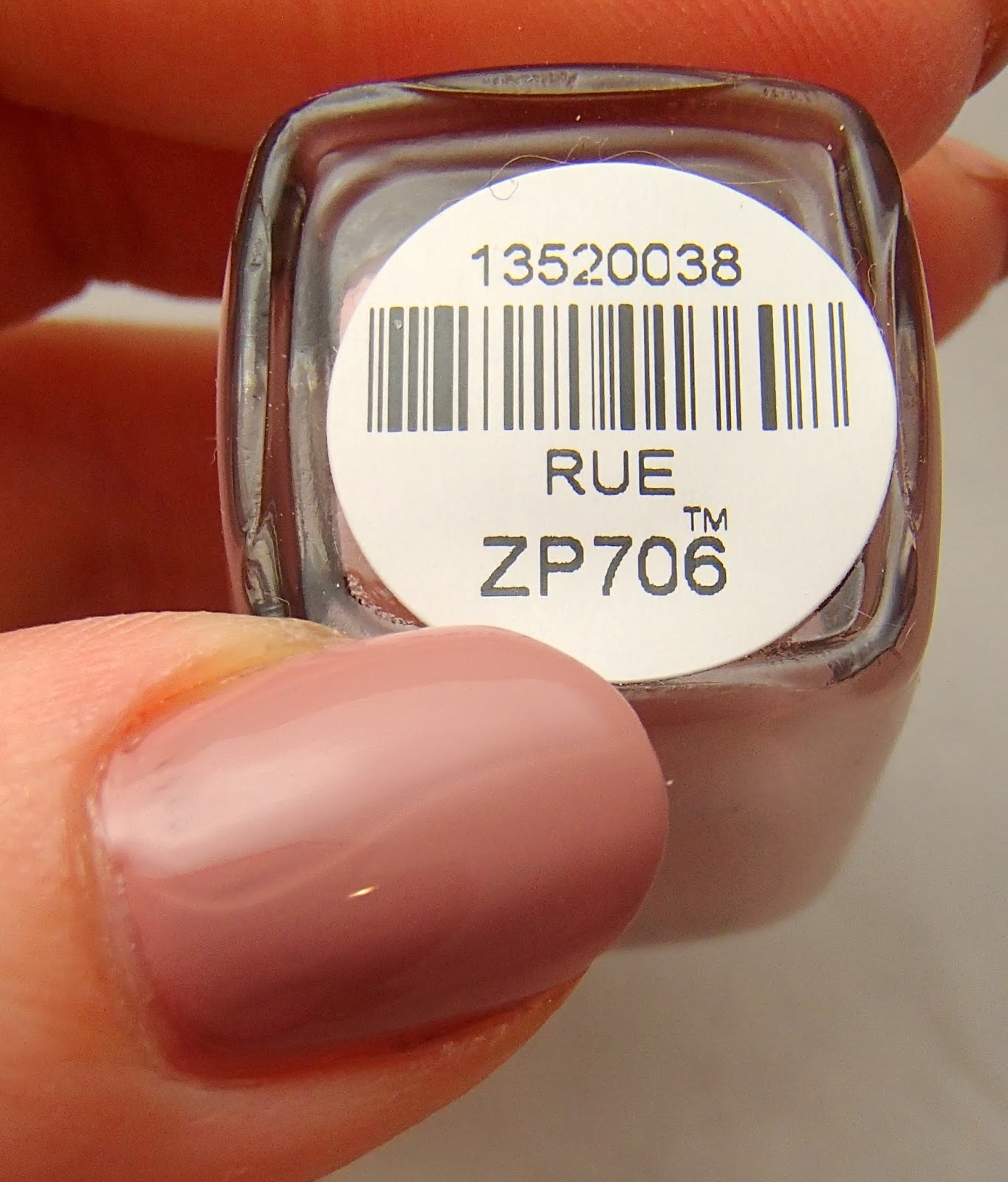 Zoya Rue