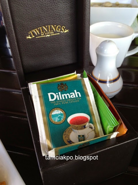 Pathumwan Princess Hotel Bangkok serves Twinnings and Dilmah tea selections.