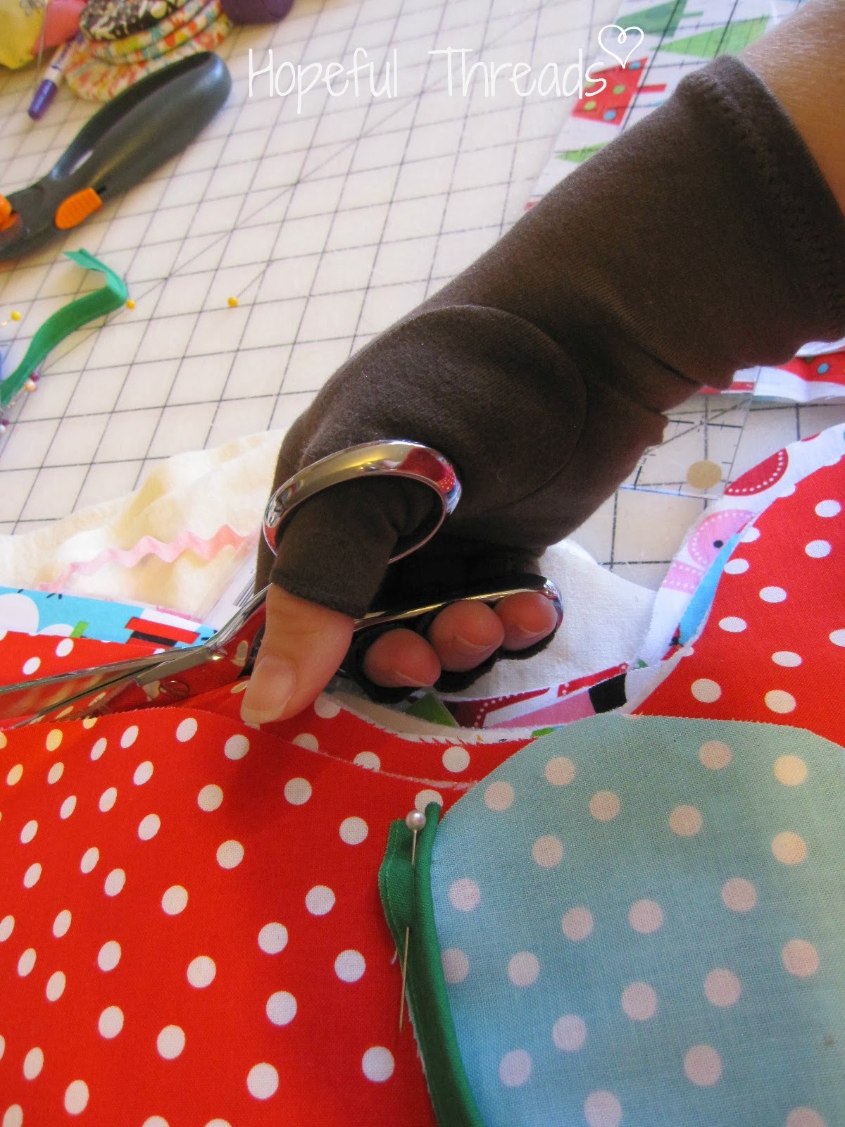 Hopeful Threads Sewing Essential Crafter's Comfort (Arthritis Relief